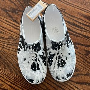 Native Miles Slip on shoes